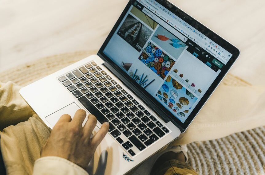 Professional Web Model 8602400347 for Online Use